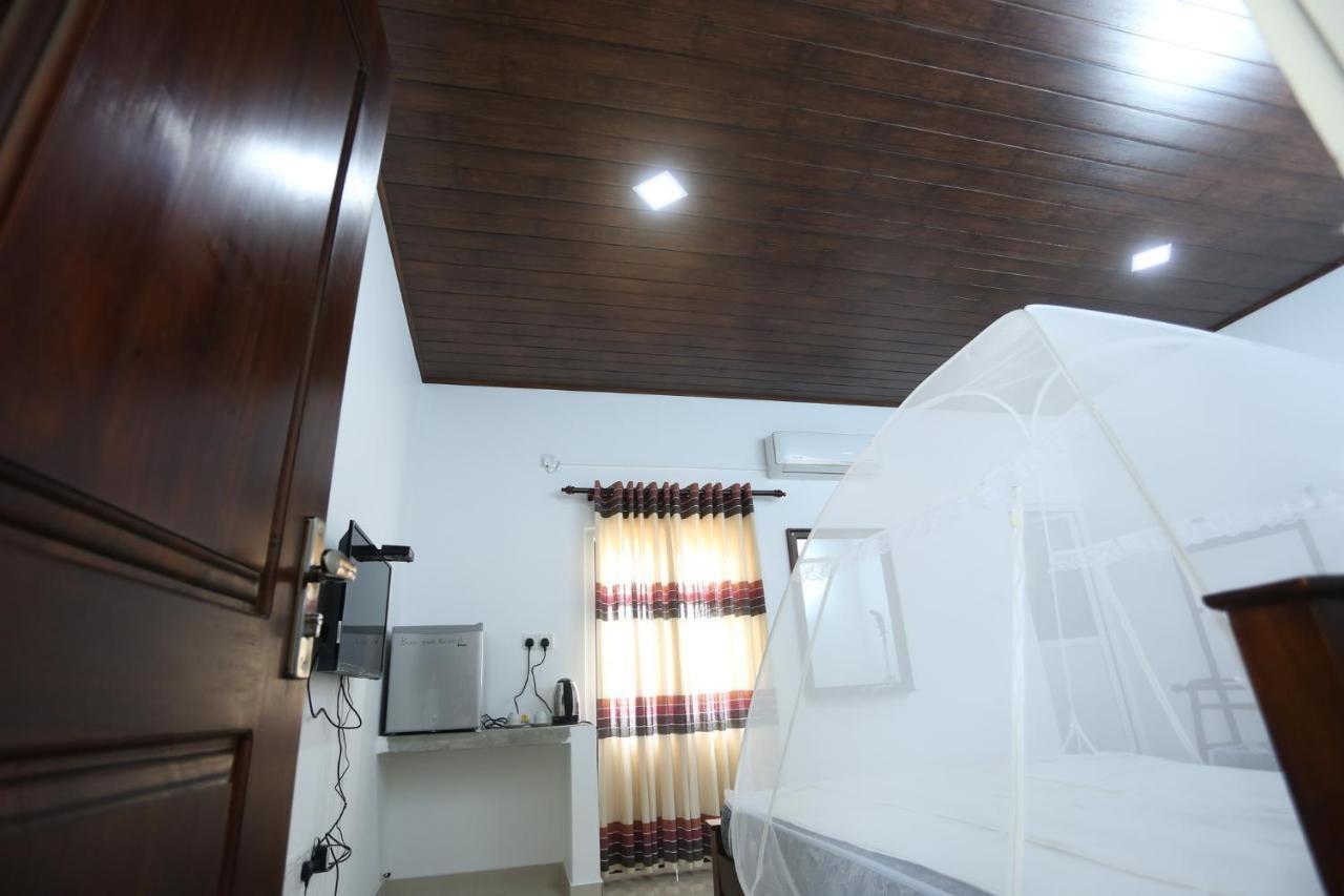 Optimum Residencies Negombo Exterior foto